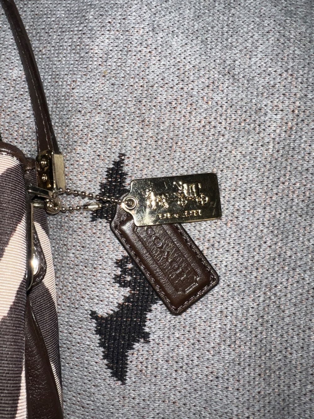 Coach purse - Picture 2 of 8